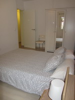 puerta y cocina